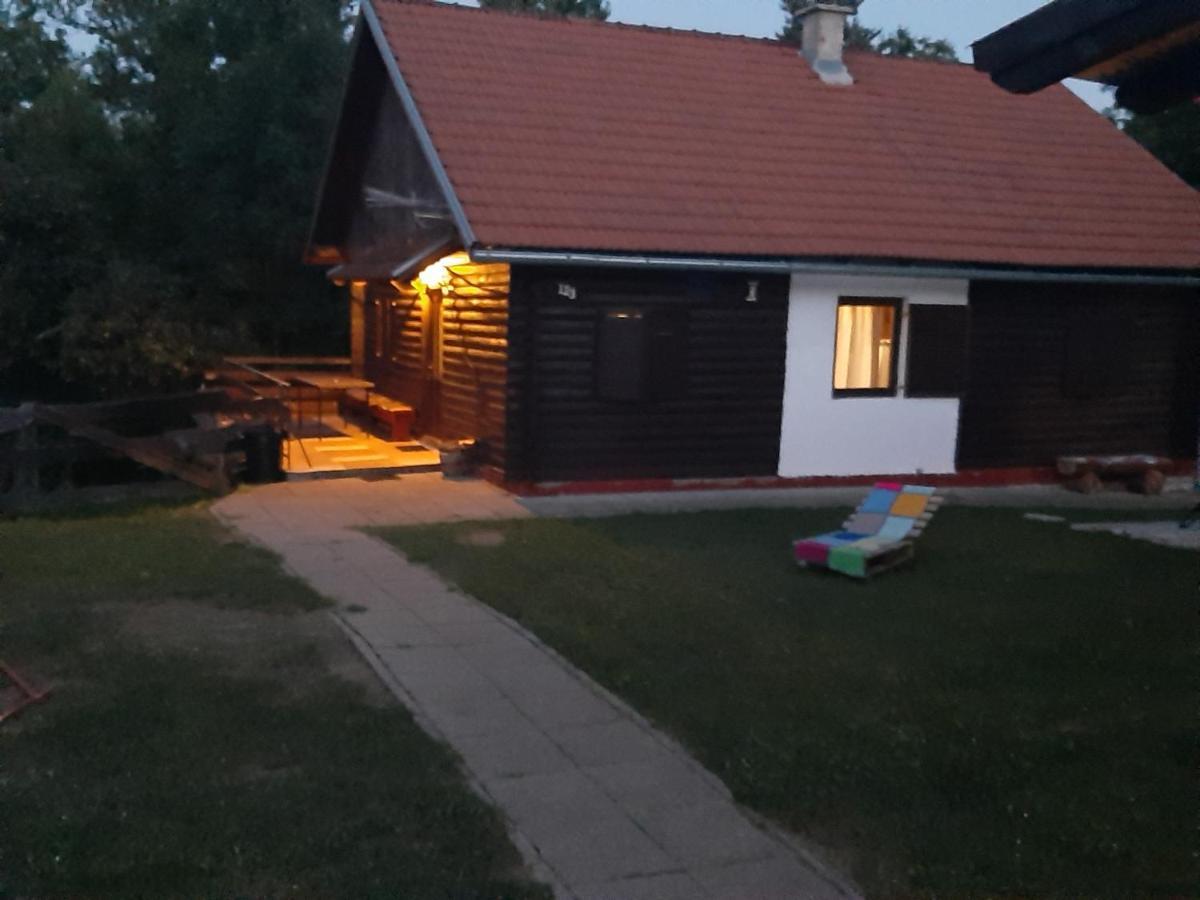Ranch Farm Stay 拉科维察 外观 照片